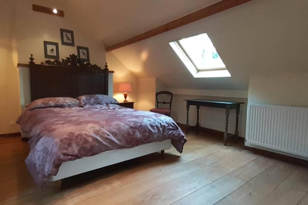 Private Farmhouse For Six In The Countryside Saint-Pierre-sur-Orthe エクステリア 写真