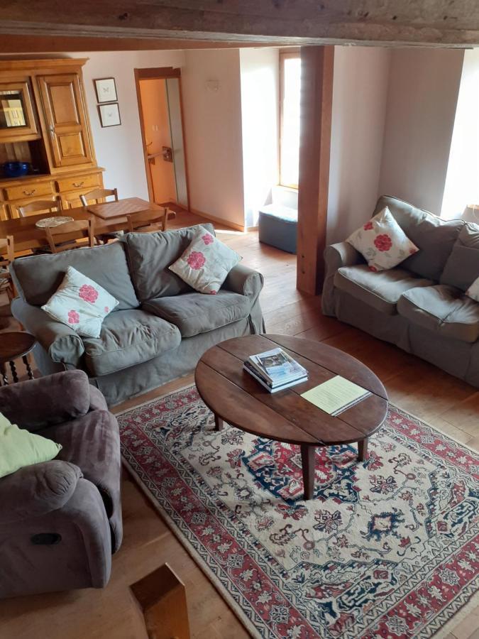 Private Farmhouse For Six In The Countryside Saint-Pierre-sur-Orthe エクステリア 写真