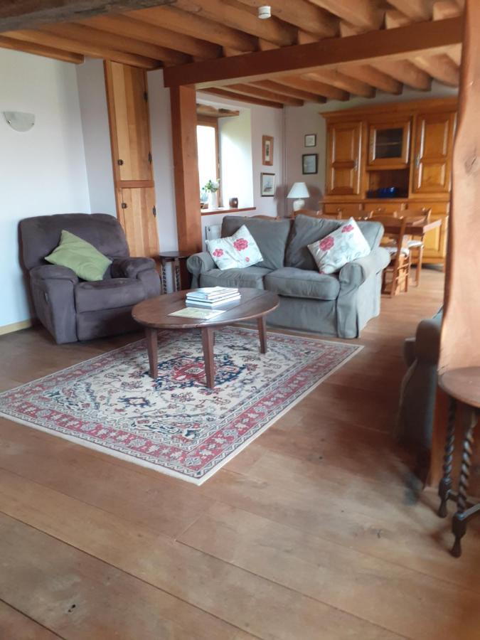 Private Farmhouse For Six In The Countryside Saint-Pierre-sur-Orthe エクステリア 写真