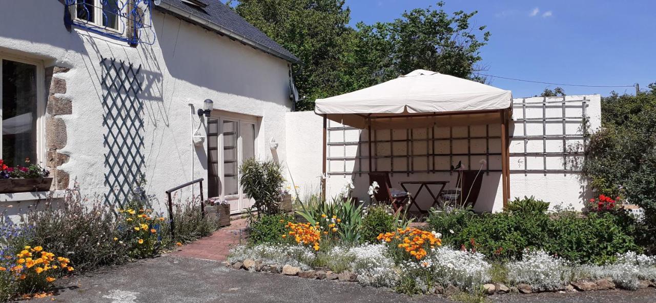 Private Farmhouse For Six In The Countryside Saint-Pierre-sur-Orthe エクステリア 写真